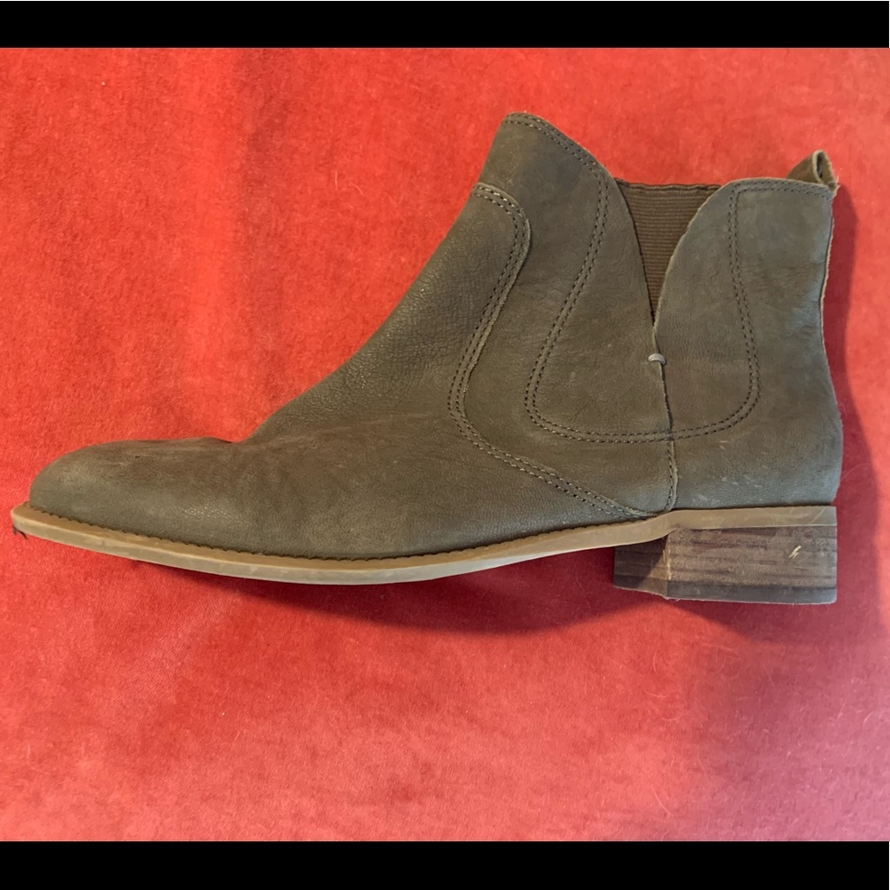 Nine West Ankle Booties